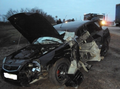 В Воронежской области «КАМАЗ» столкнулся с легковушкой (ФОТО)