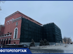 Споры о цвете фасада: как в Воронеже реставрируют Дома офицеров