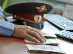 Высокопоставленный полицейский обложил данью за покровительство воронежских бизнесменов