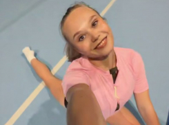 На чемпионате в Италии выступит красавица-гимнастка Ангелина Мельникова из Воронежа