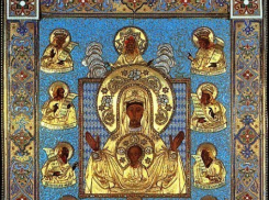 В Воронеж привезли древнейшую святыню - Курскую Коренную икону Божией Матери Знамение