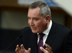 Дмитрий Рогозин пообещал поднять зарплаты на «Воронежском мехзаводе»