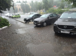 Тропический ливень обрушился на Воронеж