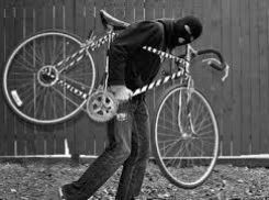 Житель Воронежской области, который украл велосипед и два мобильных, нашелся через год