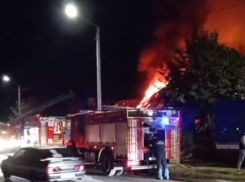 Стали известны подробности пожара в воронежском автосервисе 