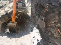 Три аварийные бригады нейтрализовали «речку-вонючку» в Воронеже 