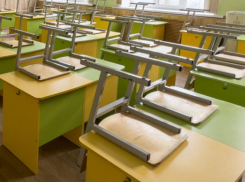 Странная женщина едва не утащила первоклассницу на глазах у матери в Воронеже