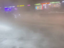 Ледяная «парилка» из-за масштабной утечки образовалась на остановке в Воронеже 