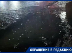 Опубликовано видео «речки-вонючки» на Димитрова, которая течет в Воронежское водохранилище