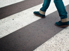 Под Воронежем детей по пути между школьными корпусами могли раскатать автомобили