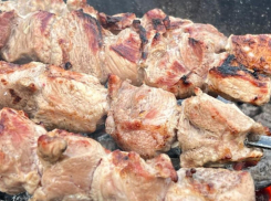 Составлен рейтинг самых шашлычных регионов 