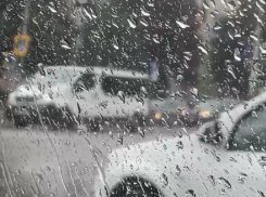 Свет погас, на тротуарах море, на дорогах пробки: Воронеж погрузился в легкий хаос 