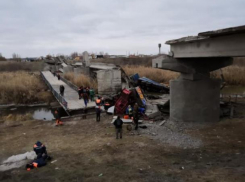 Стали известны подробности спасения пострадавших под завалами  воронежского моста