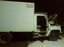 В Воронежской области неизвестные подожгли автомобиль