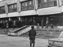 Построить ледовый дворец на человеческих костях решили 63 года назад власти Воронежа