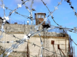 Жителю Воронежа за нападение на женщину и ее сына грозит до 8-ми лет лишения свободы