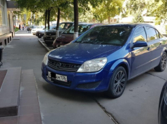 Воронежец с номерами «ХАМ» подставил свою репутацию на парковке