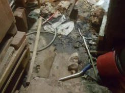 Состояние подвала многоэтажки показали на фото в Воронеже