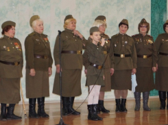 Воронежские женщины-ветераны споют песни в Севастополе