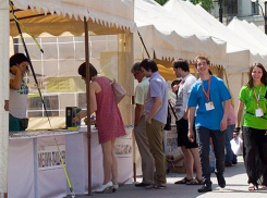 На Платоновском фестивале воронежцев научат писать рассказы и переводить поэзию абсурда