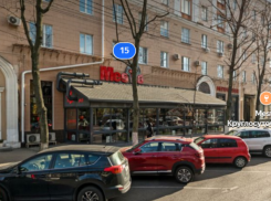 Мэрия ответила, законна ли веранда кафе Mesto в центре Воронежа