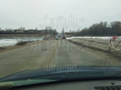 Почему часть понтонного моста закрыли в Шилово, объяснили в воронежском правительстве