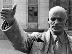 Возвращение памятника Ленину 73 года назад произошло на главной площади Воронежа