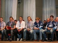 В Воронеже хоккеисты «Бурана» встретились с болельщиками