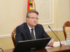 Неспокойный воронежский общепит заставил сомневаться мэра Кстенина