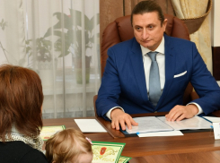 Чиновники требуют вернуть выплаченные детские пособия. Что делать?