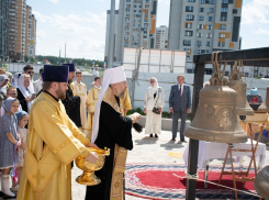 Митрополит освятил колокола храма «Троеручица» в Шилово 