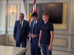 Сыновья погибшего в СВО воронежского полковника  получили орден за отца 