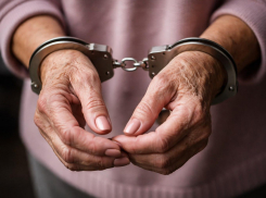 Женщину оштрафовали на 50 тысяч за то, что не сообщила о подруге-террористке в Воронеже