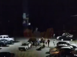 «Я весь трясусь»: опубликовано видео с места стрельбы на воронежской улице 