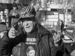 Четыре года назад ушел из жизни воронежский непризнанный гений Аркадий Давидович