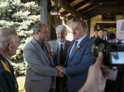 Сенатор Сергей Лукин инициировал создание музея Совета ветеранов Советского района Воронежа 