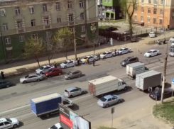 Стала известна причина большого скопления полицейских машин в центре Воронежа