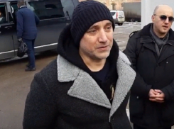 Оскандалившийся в Воронеже писатель Прилепин выступил за открытые храмы на Пасху 
