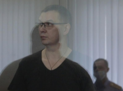 Похудевший в СИЗО на 20 кг экс-ректор ВГТУ пытался разжалобить судью 