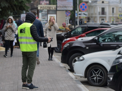 Стало известно, сколько потратили воронежцы на платные парковки в первый месяц