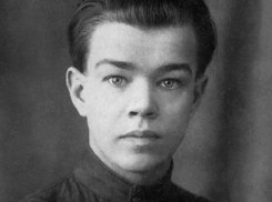 В Воронежской области отмечают 105-летие со дня рождения поэта-фронтовика Василия Кубанёва