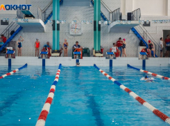 Из-за качества воды приставы закрыли бассейн на левом берегу Воронежа