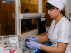 Воронежским медсестрам насчитали зарплату 50 тыс рублей