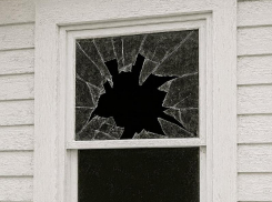 Школа, АЗС и дома пострадали в результате массовой атаки БПЛА в Воронежской области 