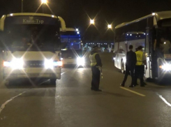 В воронежском автобусе водитель организовал лежаки для пассажиров