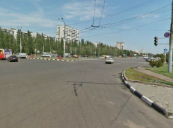 В Воронеже дорожники расширяют Московский проспект