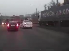  Неожиданностью закончилась поездка ученика-автомобилиста, испугавшегося фуры в Воронеже 