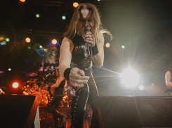 Кипелов исполнил песню в память погибшего в Сирии воронежского летчика