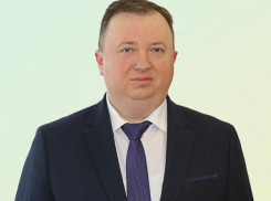 Официально названо имя временного преемника обвиняемого в мошенничестве Мишанкова 