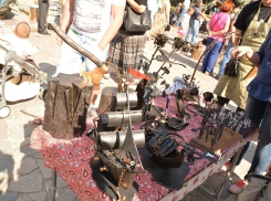 На день города воронежцы могли попробовать свои силы в кузнечном ремесле 